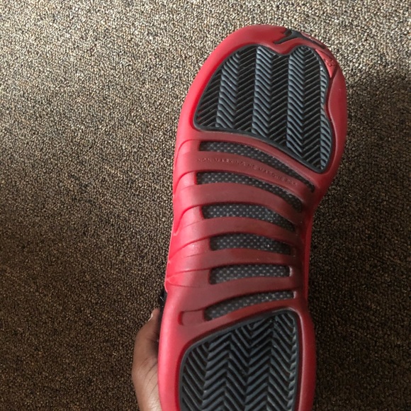 Jordan 12 Retro Flu Game 2016 (GS) - Picture 5 of 5